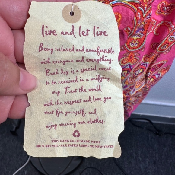 One World Square Neck Medallion Printed Top Size L - Picture 5 of 8